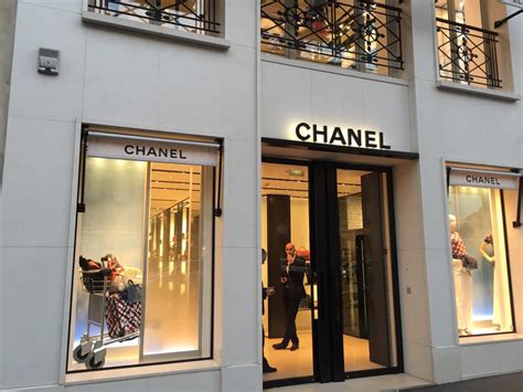 25 rue royale 75008 paris chanel|Chanel .